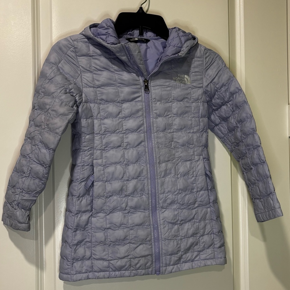 The North Face Girl’s Thermoball Purple Hooded Puffer Coat Size 6